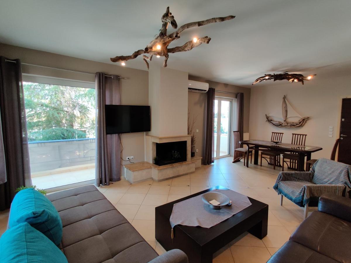 Quiet Luxury Apartment Near City Center And Port ナフプリオ エクステリア 写真